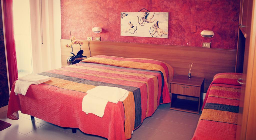 Hotel Amoha Римини Экстерьер фото