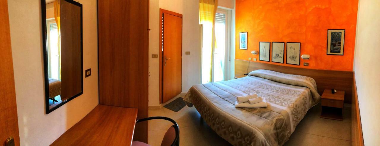 Hotel Amoha Римини Экстерьер фото