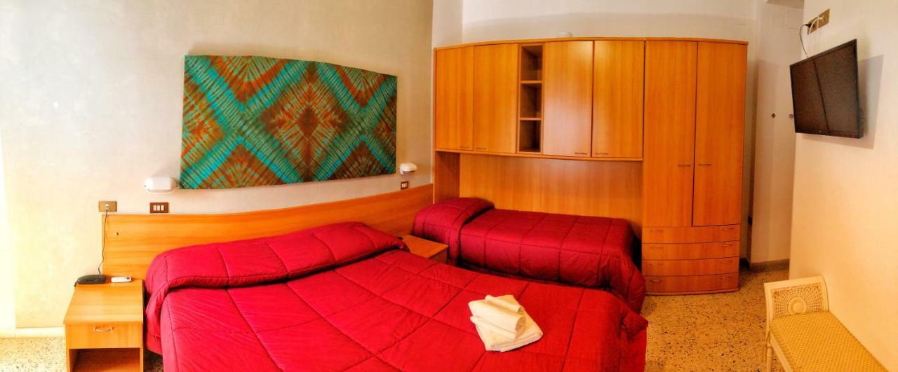 Hotel Amoha Римини Экстерьер фото