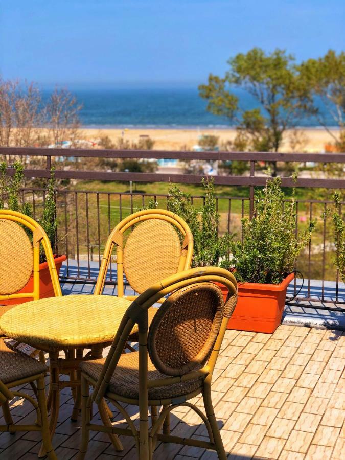 Hotel Amoha Римини Экстерьер фото